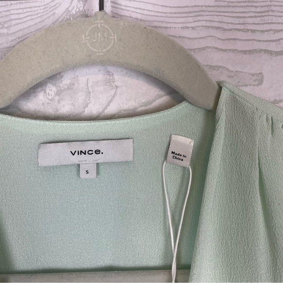 Vince Shirred Long Sleeve Silk Blouse Size Small Sea-foam Green NWT - Picture 6 of 12